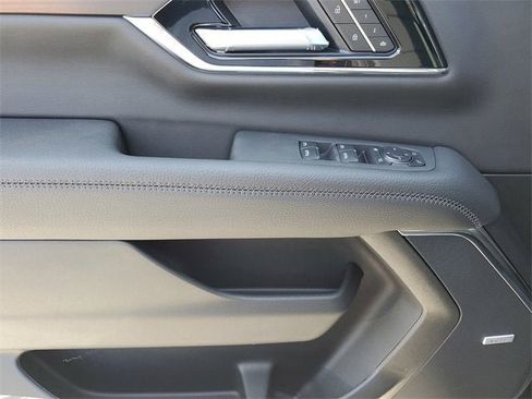 New 2026 GMC Yukon XL Denali image 17