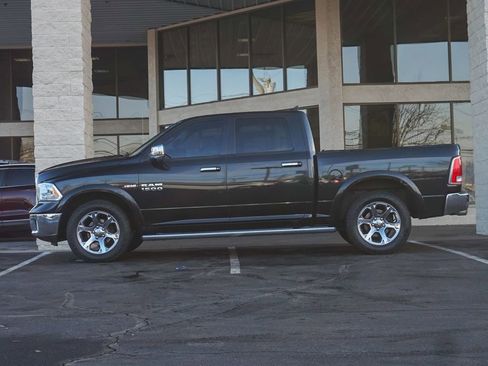 Used 2018 RAM 1500 Laramie w/ Convenience Group image 5