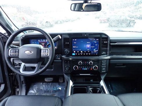 Certified 2025 Ford F350 Lariat w/ Lariat Ultimate Package AWD/4WD image 20