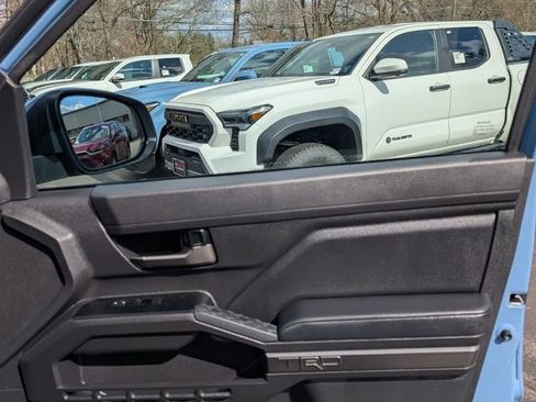 Certified 2026 Toyota Tacoma TRD Sport AWD/4WD image 18