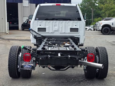 New 2025 Ford F450 XLT image 24