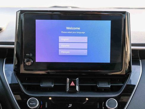 Used 2025 Toyota Corolla SE FWD image 15