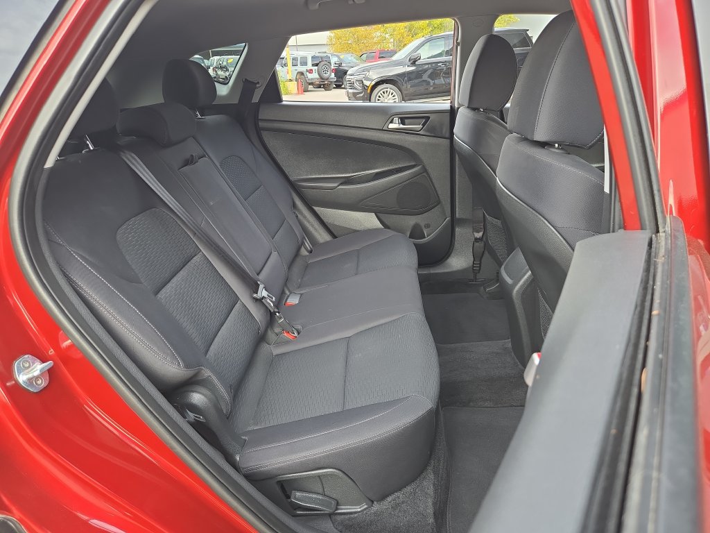 Used 2019 Hyundai Tucson Value AWD/4WD image 16