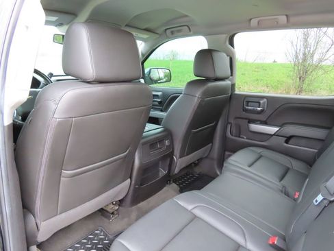 Used 2018 Chevrolet Silverado 1500 LTZ Z71 AWD/4WD image 25