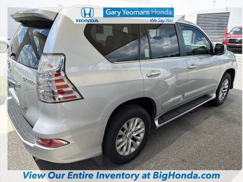 Used 2014 Lexus GX 460 w/ Premium Package AWD/4WD image 3