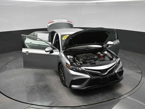 Used 2024 Toyota Camry SE FWD image 40