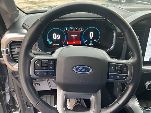 Used 2022 Ford F150 Lariat image 14