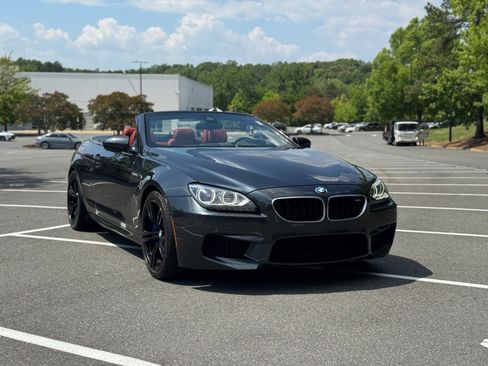 Used 2015 BMW M6 Convertible RWD image 16