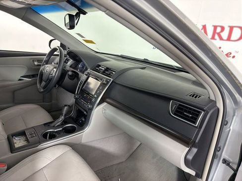 Used 2015 Toyota Camry XLE FWD image 15