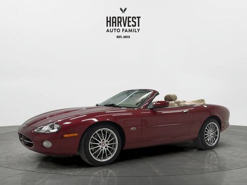 Used 2002 Jaguar XK8 Convertible image 20