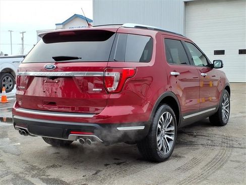 Used 2018 Ford Explorer Platinum image 29