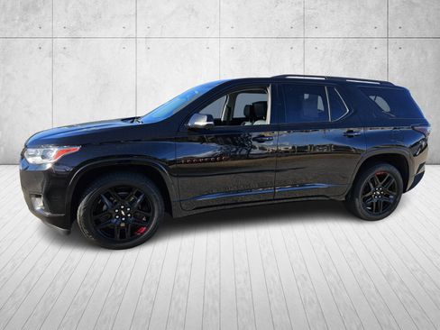 Used 2020 Chevrolet Traverse Premier w/ Redline Edition image 3