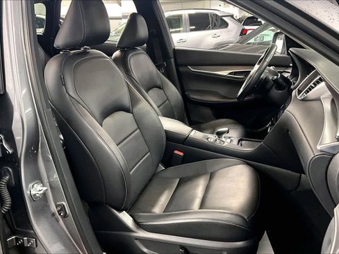 Used 2021 INFINITI QX50 Pure image 8