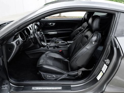 Used 2019 Ford Mustang Premium w/ Black Accent Package RWD image 4