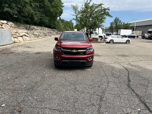 Used 2016 Chevrolet Colorado Z71 AWD/4WD image 3
