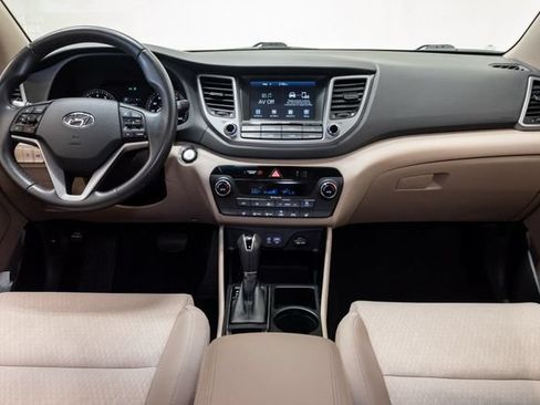 Used 2018 Hyundai Tucson Value w/ Cargo Package FWD image 26