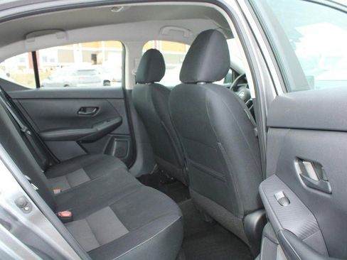 Used 2024 Nissan Sentra SV image 13