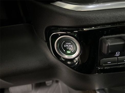 Certified 2025 Chevrolet Silverado 1500 High Country image 17