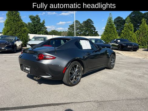 Used 2019 MAZDA MX-5 Miata RF Grand Touring RWD image 9