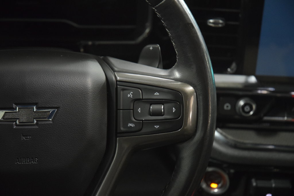 Used 2023 Chevrolet Silverado 1500 ZR2 w/ Technology Package AWD/4WD image 42