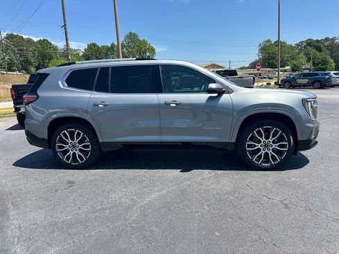 New 2026 GMC Acadia Denali Ultimate FWD image 5