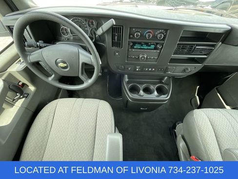 Used 2025 Chevrolet Express 3500 LT w/ LT Preferred Equipment Group RWD image 18