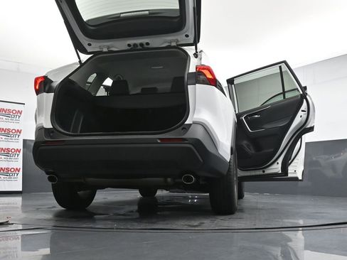 Used 2023 Toyota RAV4 XLE FWD image 45