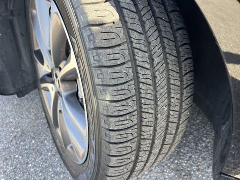 Used 2020 Mercedes-Benz E 450 4MATIC Sedan image 35