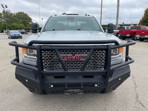 Used 2015 GMC Sierra 3500 Denali w/ Duramax Plus Package image 9