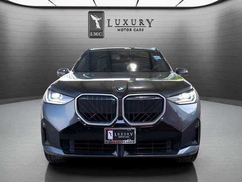 Used 2025 BMW X3 xDrive30i w/ Premium Package AWD/4WD image 3
