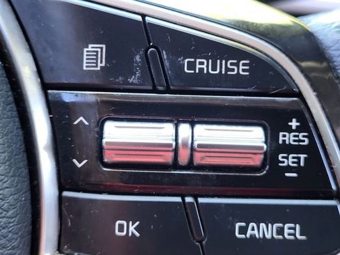 Used 2019 Kia Forte LXS FWD image 12
