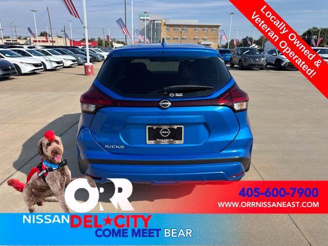 Used 2024 Nissan Kicks S FWD image 4