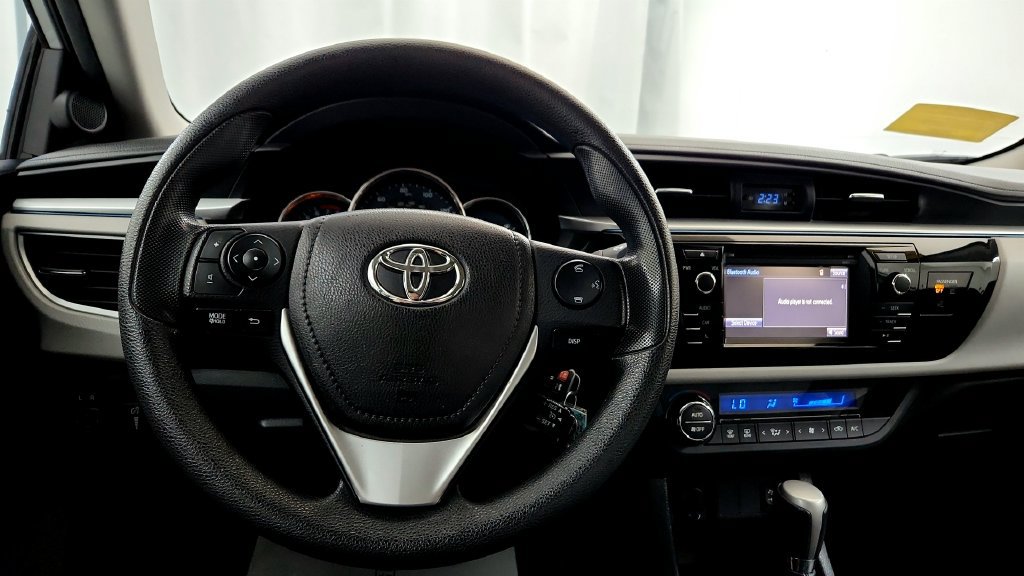 Used 2016 Toyota Corolla LE FWD image 27