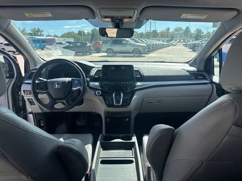 Used 2018 Honda Odyssey Elite image 14
