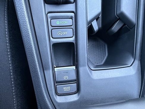 Certified 2025 Honda Accord SE image 24