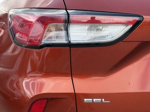 Used 2020 Ford Escape SEL FWD image 6