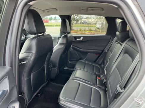 Used 2024 Ford Escape Platinum image 13