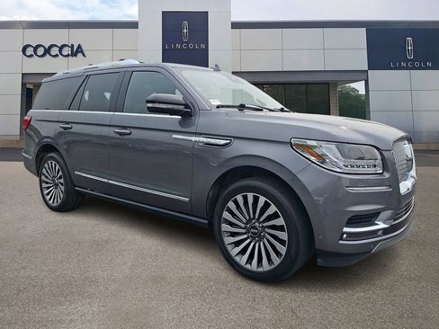 Certified 2021 Lincoln Navigator Reserve AWD/4WD image 3