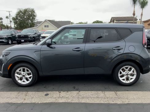 Used 2023 Kia Soul LX w/ Option Group 015 image 6