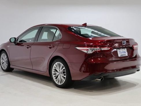 Used 2020 Toyota Camry XLE w/ Driver Assist Package FWD image 5