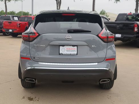Certified 2024 Nissan Murano SL FWD image 3