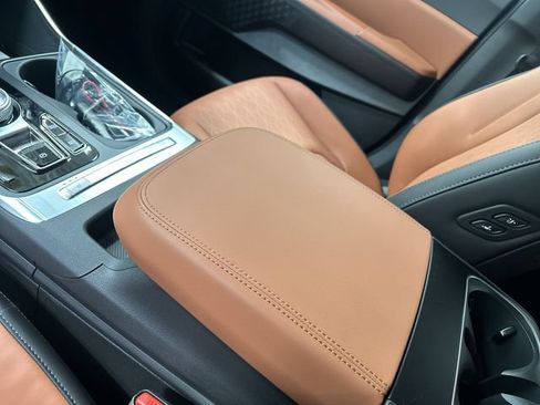 New 2026 Kia Carnival EX FWD image 23