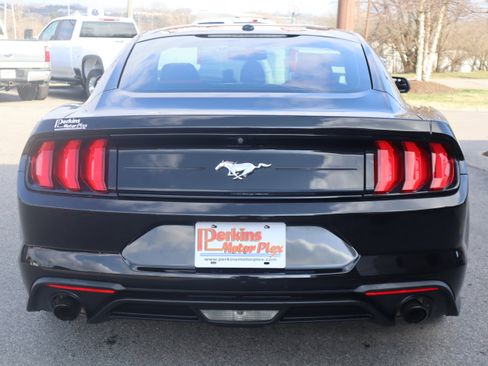 Used 2019 Ford Mustang Coupe image 7