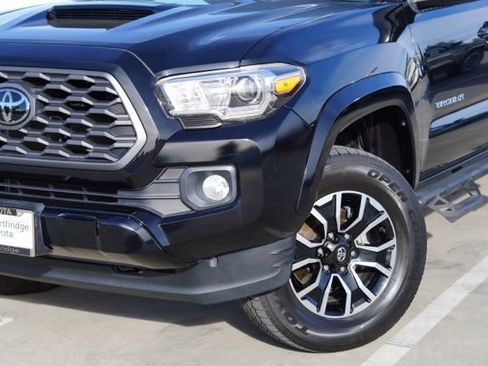 Certified 2021 Toyota Tacoma TRD Sport w/ Technology Package image 5