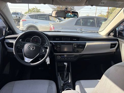 Used 2016 Toyota Corolla LE FWD image 15