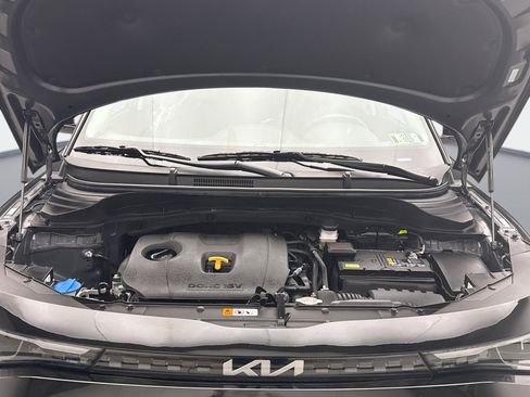 Used 2025 Kia Soul GT-Line w/ GT-Line Technology Package image 28