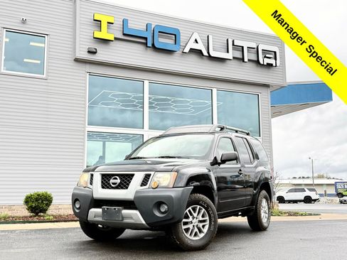 Used 2011 Nissan Xterra X AWD/4WD image 1