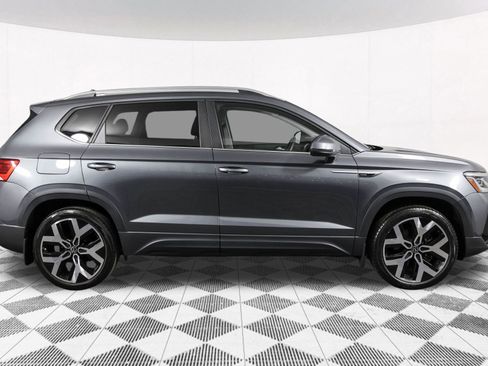 Used 2023 Volkswagen Taos SEL AWD/4WD image 17