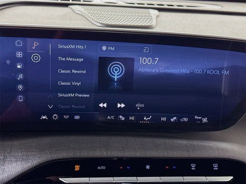 Certified 2025 Buick Enclave Preferred image 13