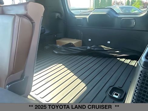 Used 2025 Toyota Land Cruiser AWD/4WD image 20